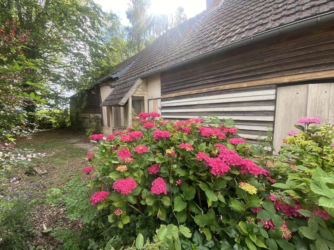 Maison à HORNOY-LE-BOURG