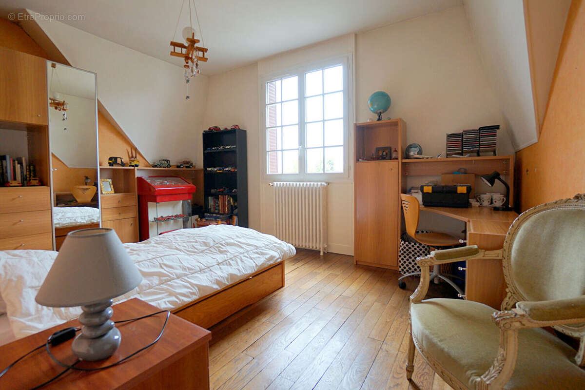 Maison à AUBERGENVILLE