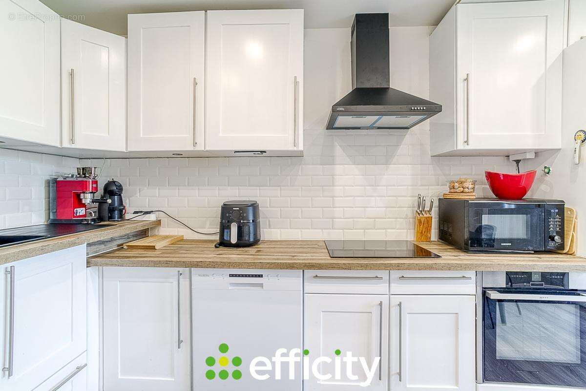 Appartement à SAINT-SYMPHORIEN-D'OZON