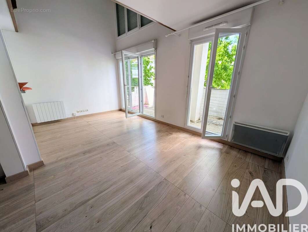 Photo 3 - Appartement à EZANVILLE