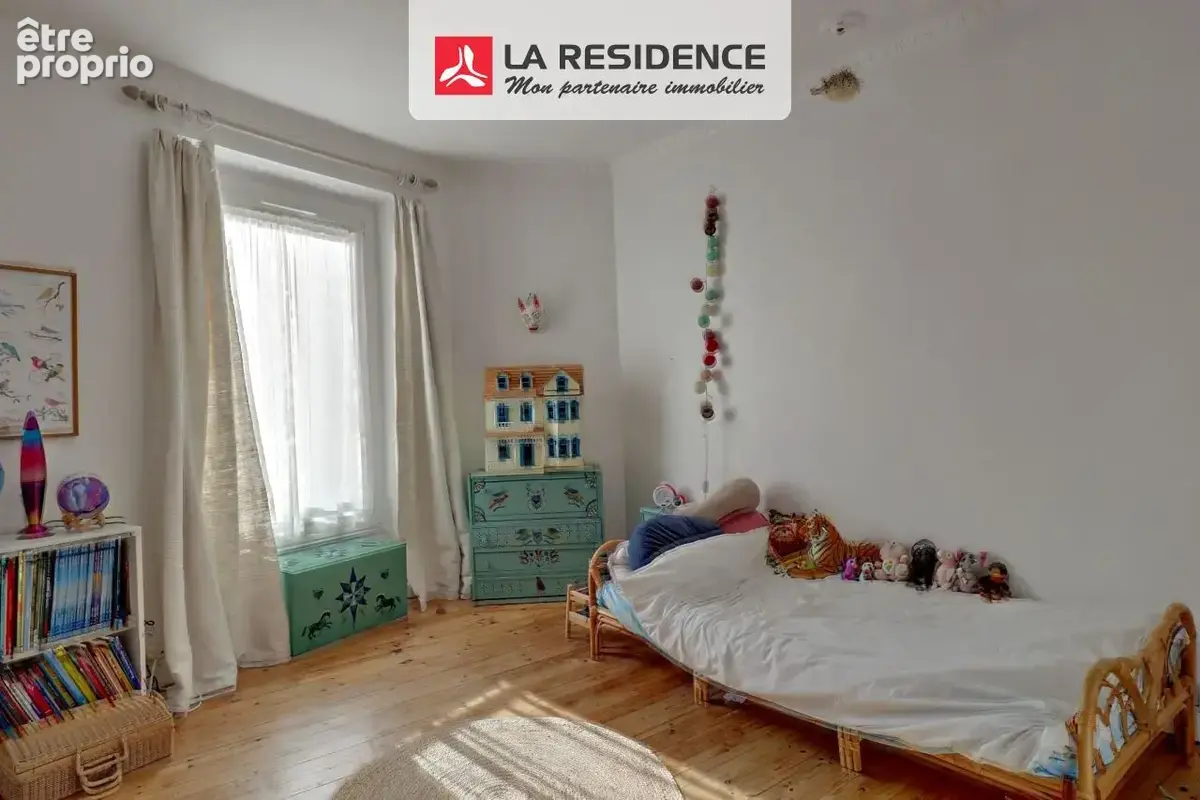 Maison 5 pièces 110 m² à vendre à Maule (78580) - photo 8