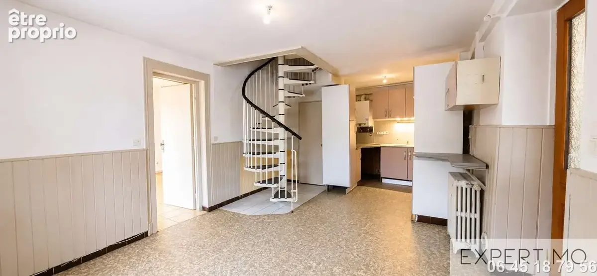 Maison  avec deux appartements, jardins et garage - photo 4