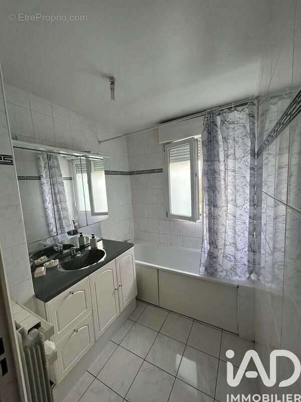 Photo 6 - Appartement à CORBEIL-ESSONNES