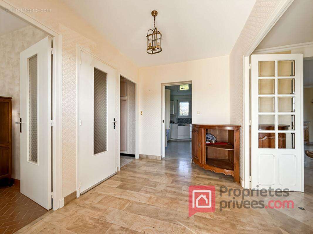 Maison à MERREY-SUR-ARCE