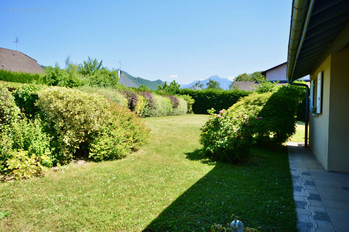 Maison à CONTAMINE-SUR-ARVE