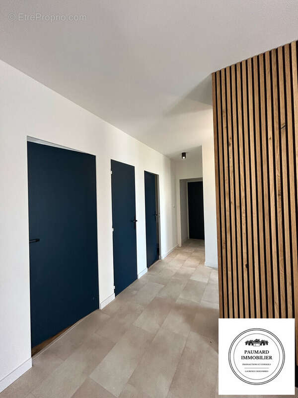 Couloir  - Maison à ROMANS-SUR-ISERE