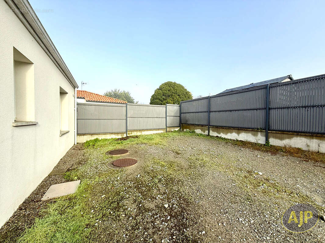 Maison à SAINTE-PAZANNE