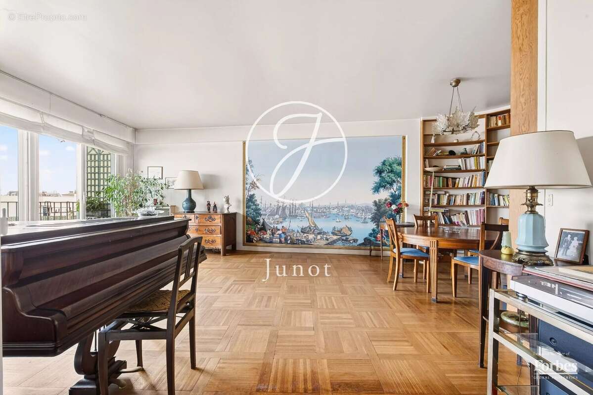 Appartement à PARIS-5E