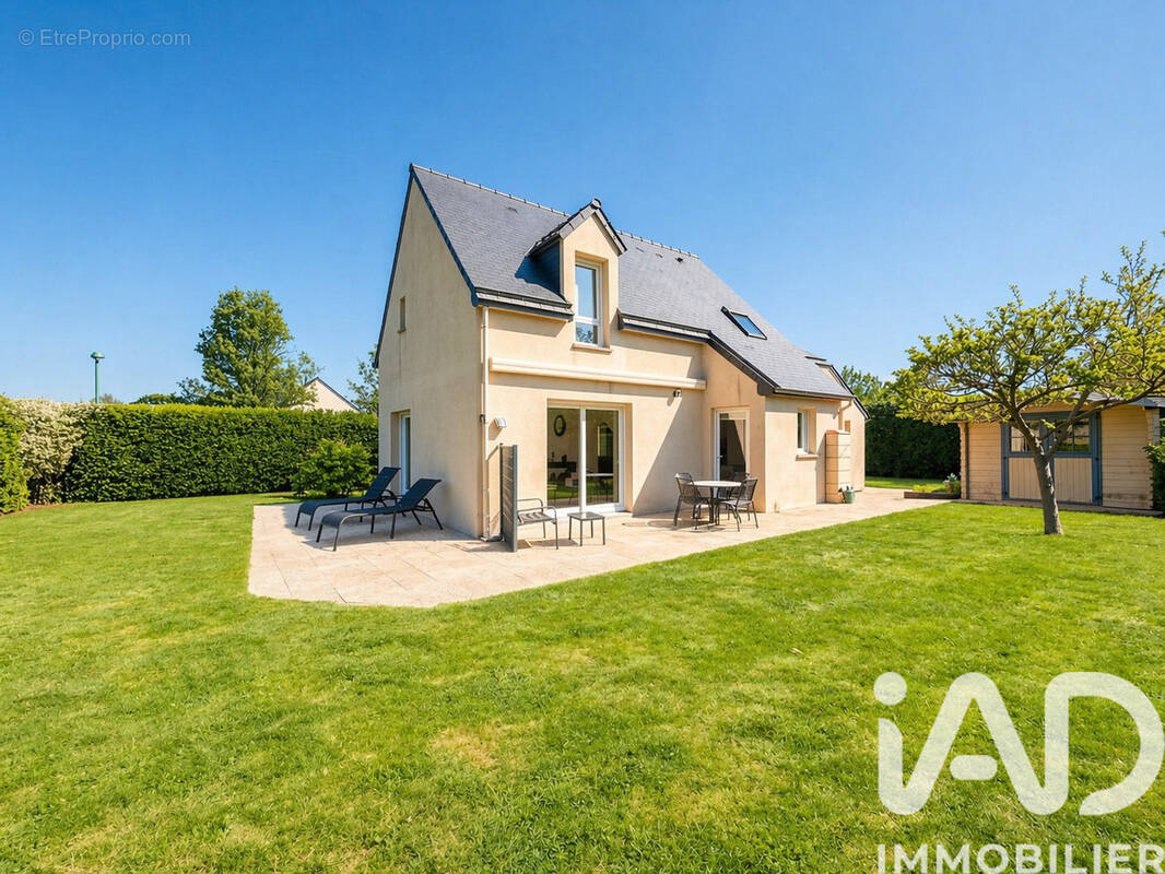 Photo 1 - Maison à SAINT-MELOIR-DES-ONDES