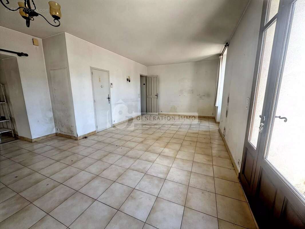 Maison à NOVES