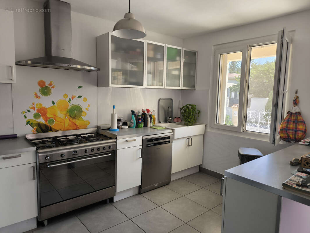 Maison à LA MOTTE-D&#039;AIGUES