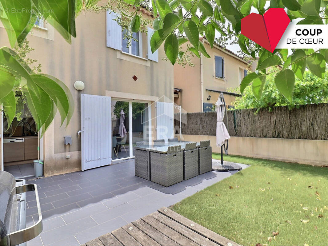 Maison à SAINT-CANNAT