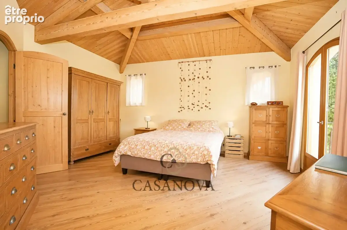 Mont Valat, bastide 196 m², vue dégagée, piscine, double garage - Sommières, entre Nimes et Montpellier. - photo 24