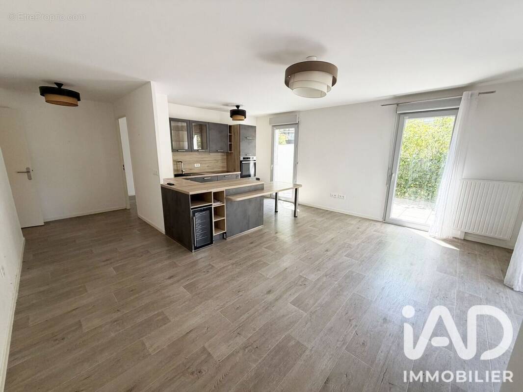 Photo 1 - Appartement à BOISSY-SAINT-LEGER