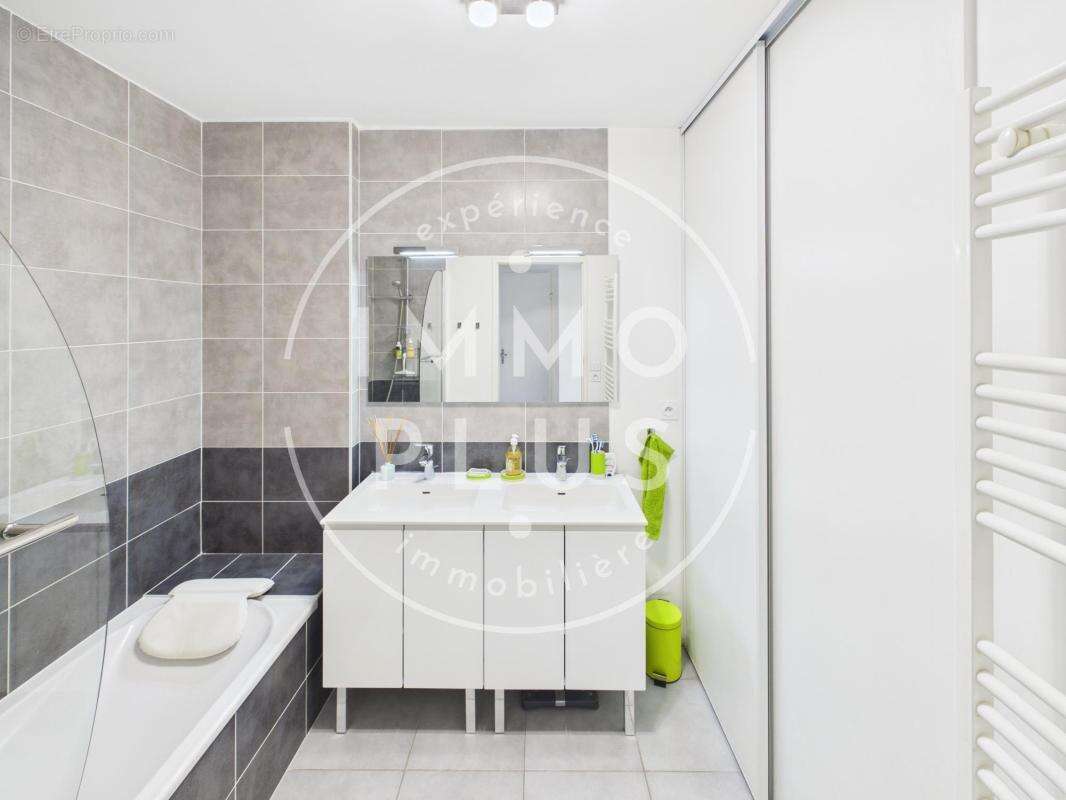Appartement à CRAN-GEVRIER