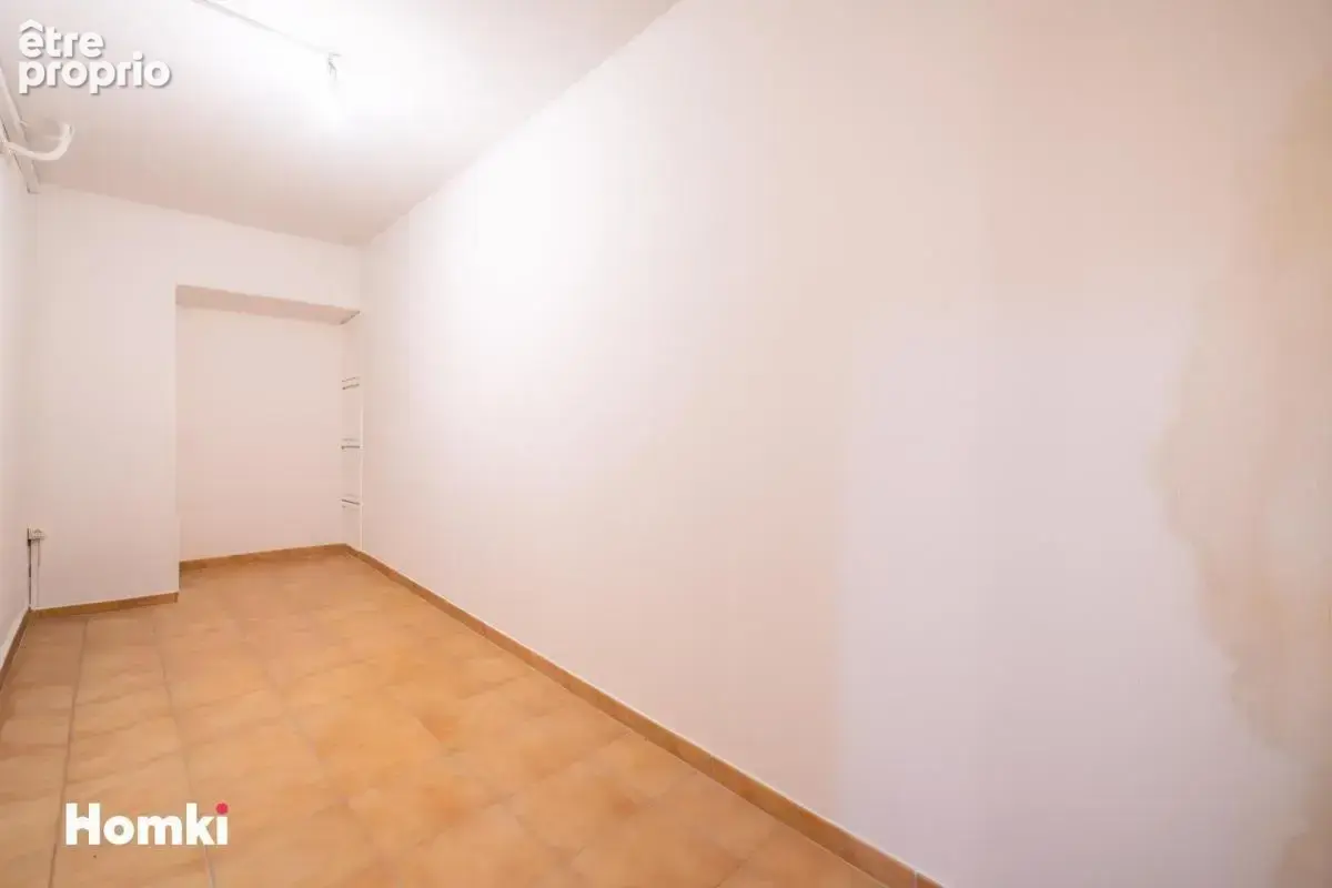Appartement T2 de 60 m² à Avignon 84000, Rue Saint-Joseph - photo 9