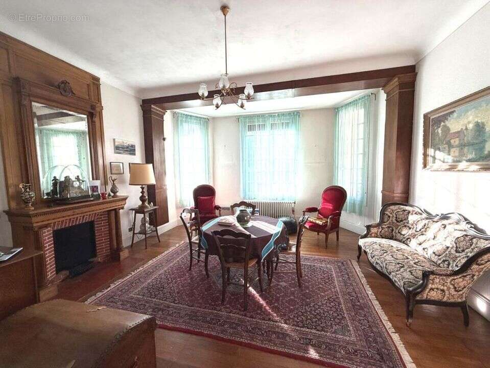 Maison à ROMANS-SUR-ISERE