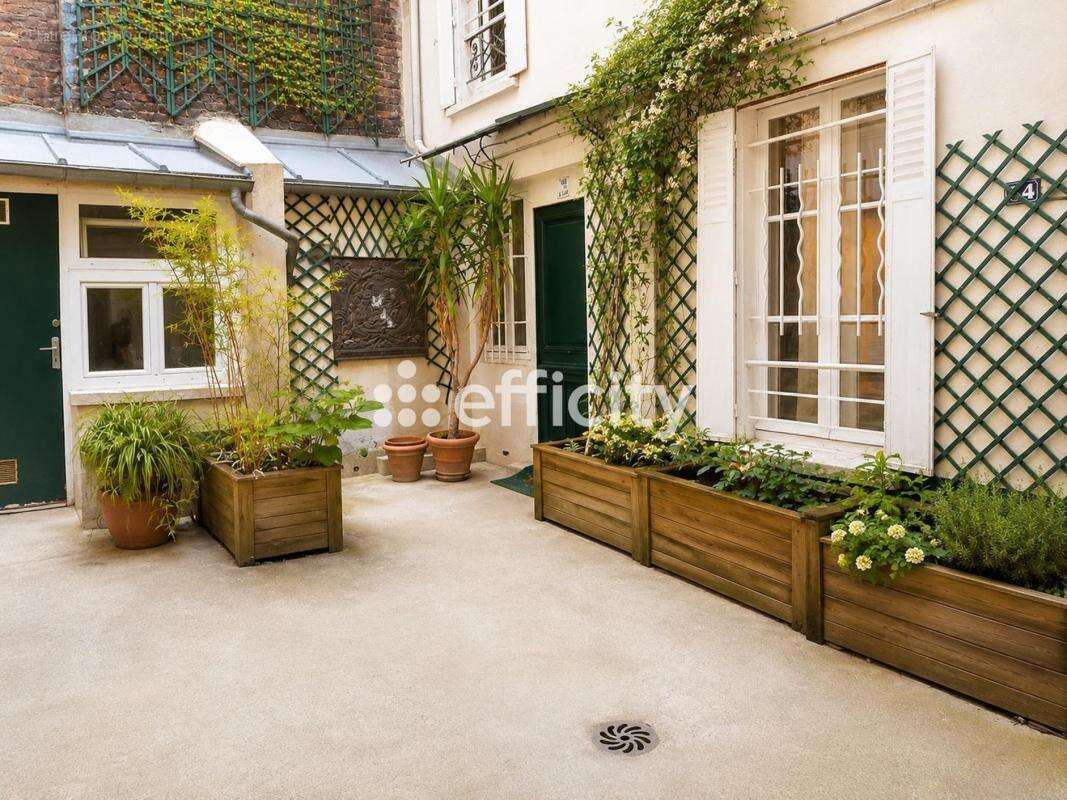 Appartement à PARIS-19E