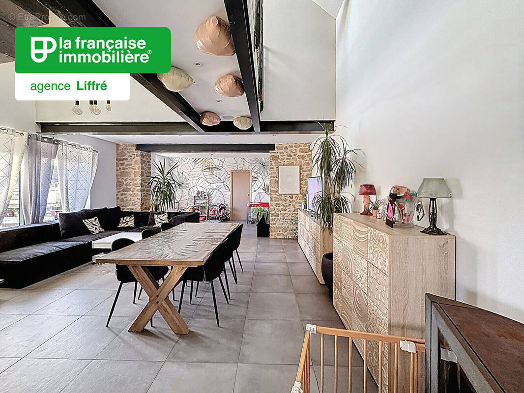 Maison à LIFFRE