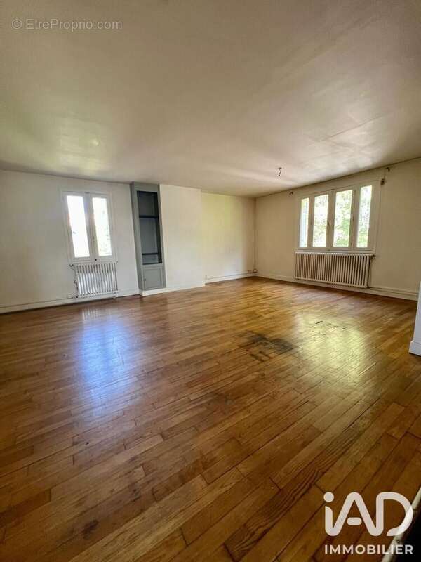 Maison 172 m² à Bourges  - photo 8