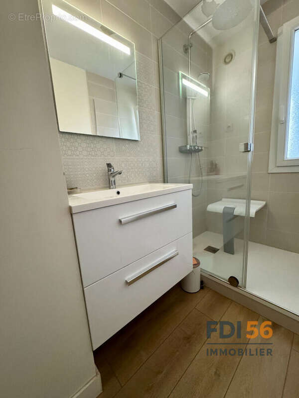 À vendre -appartement 2 pièces de 47 m² -balcon - vue dégagée -ascenseur cave parking - photo 3