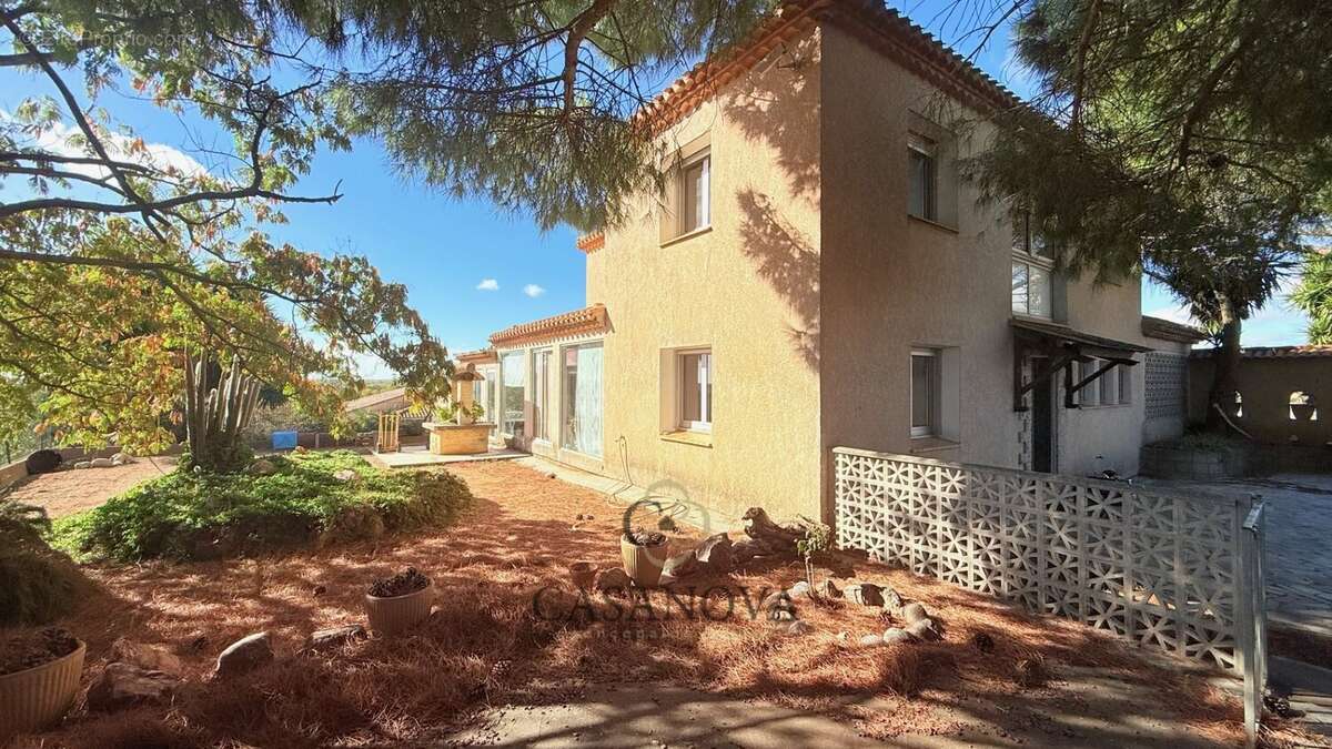 Maison à VILLENEUVE-LES-BEZIERS