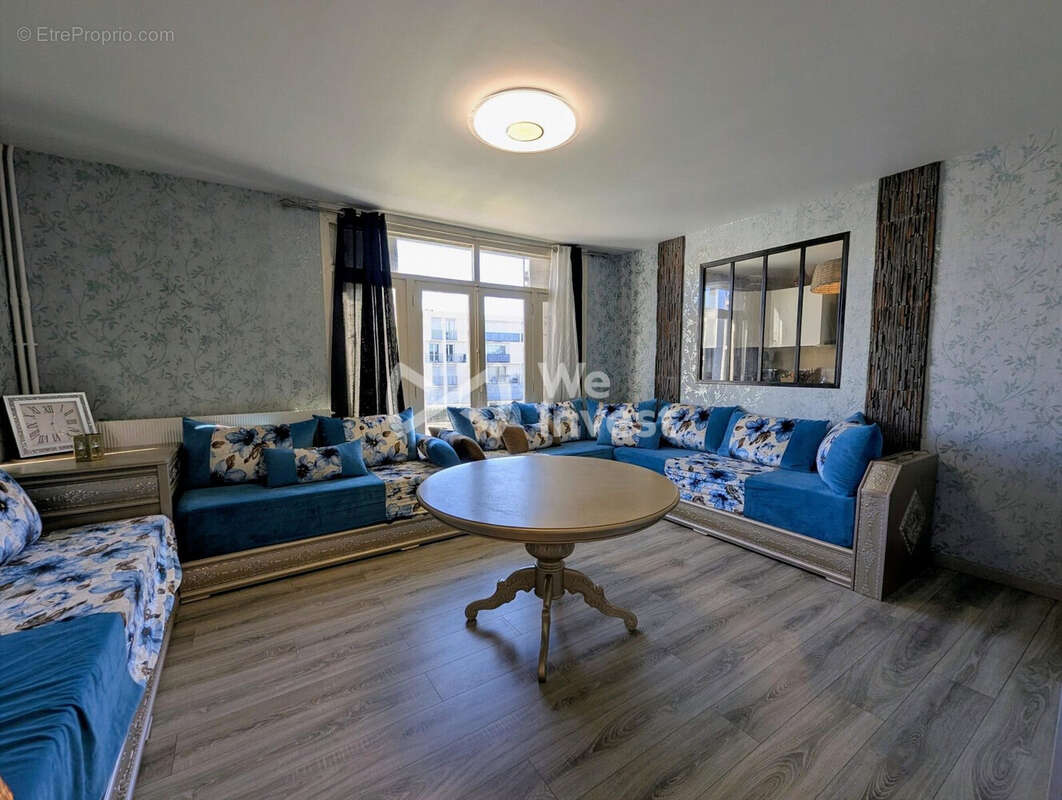 Appartement à PARENTIS-EN-BORN