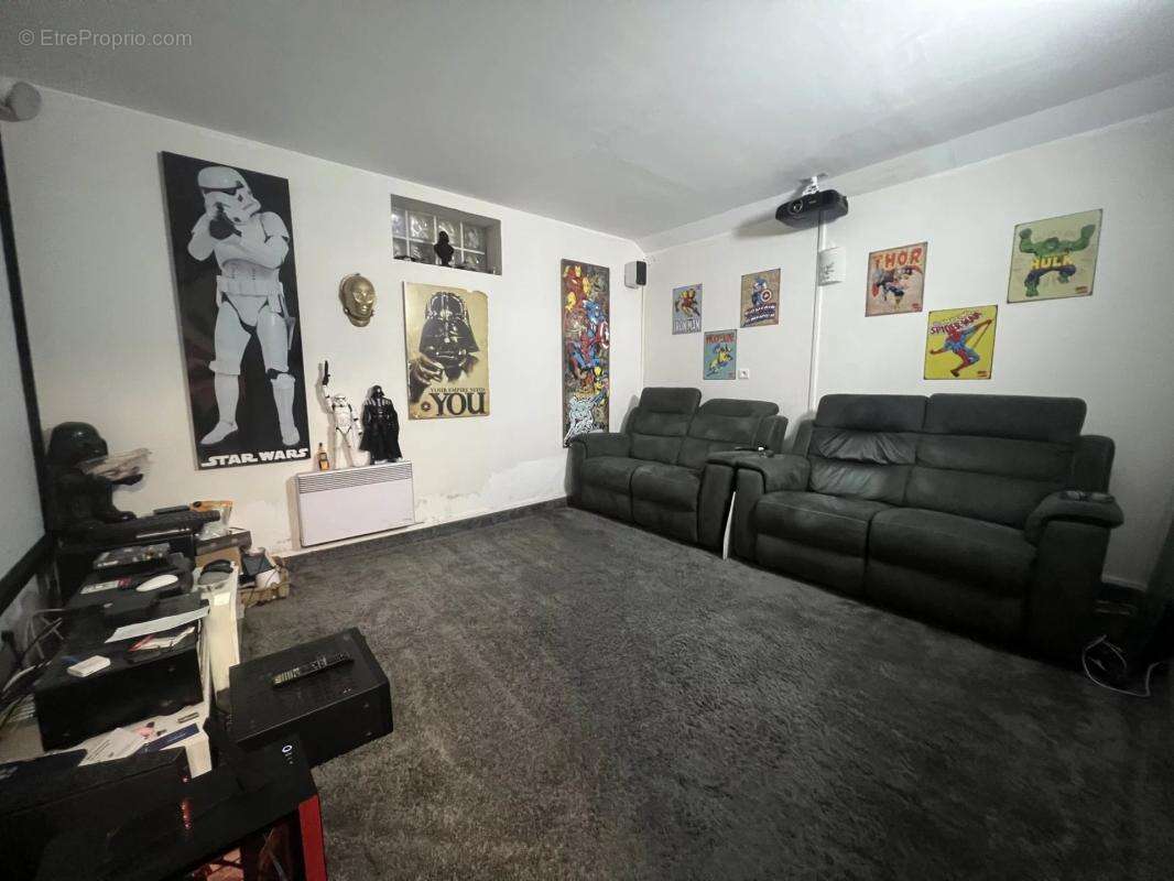 Maison à LES CLAYES-SOUS-BOIS