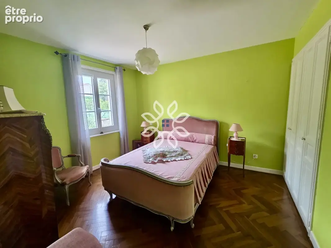 Brioude   maison familiale 206 m2   4 chambres   terrain 1 043 m2   grand garage - photo 9