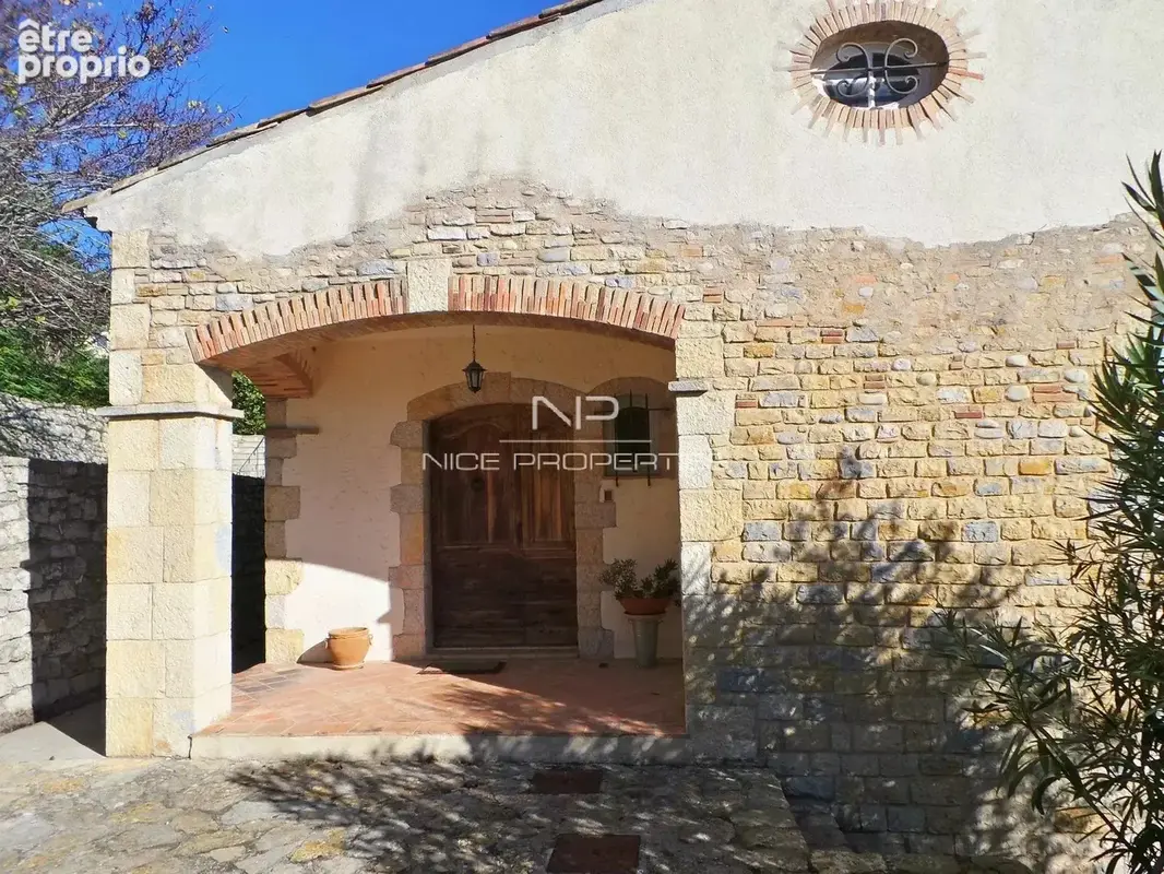 Villa Provençale avec vue mer panoramique à 15 minutes du centre de Cannes. - photo 30