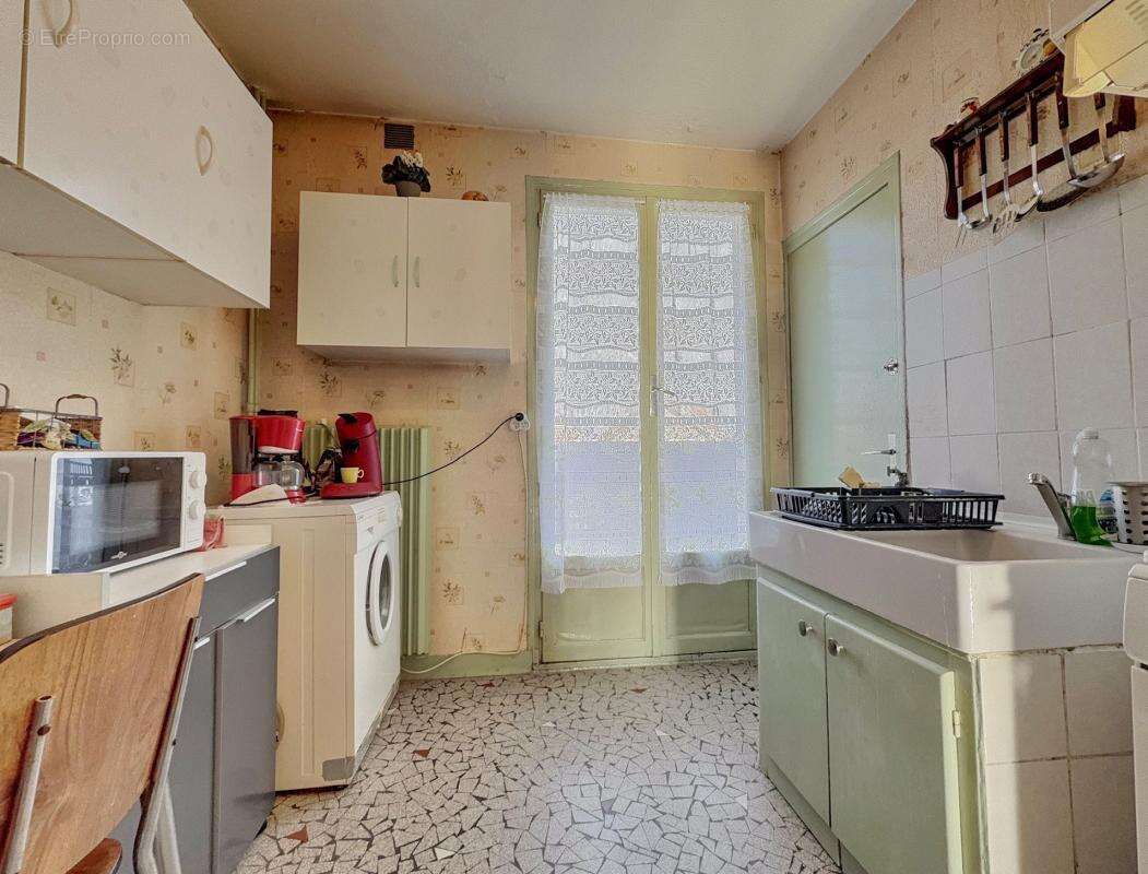 Appartement à CHENOVE