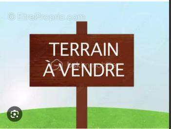 Terrain à SAUVIAN