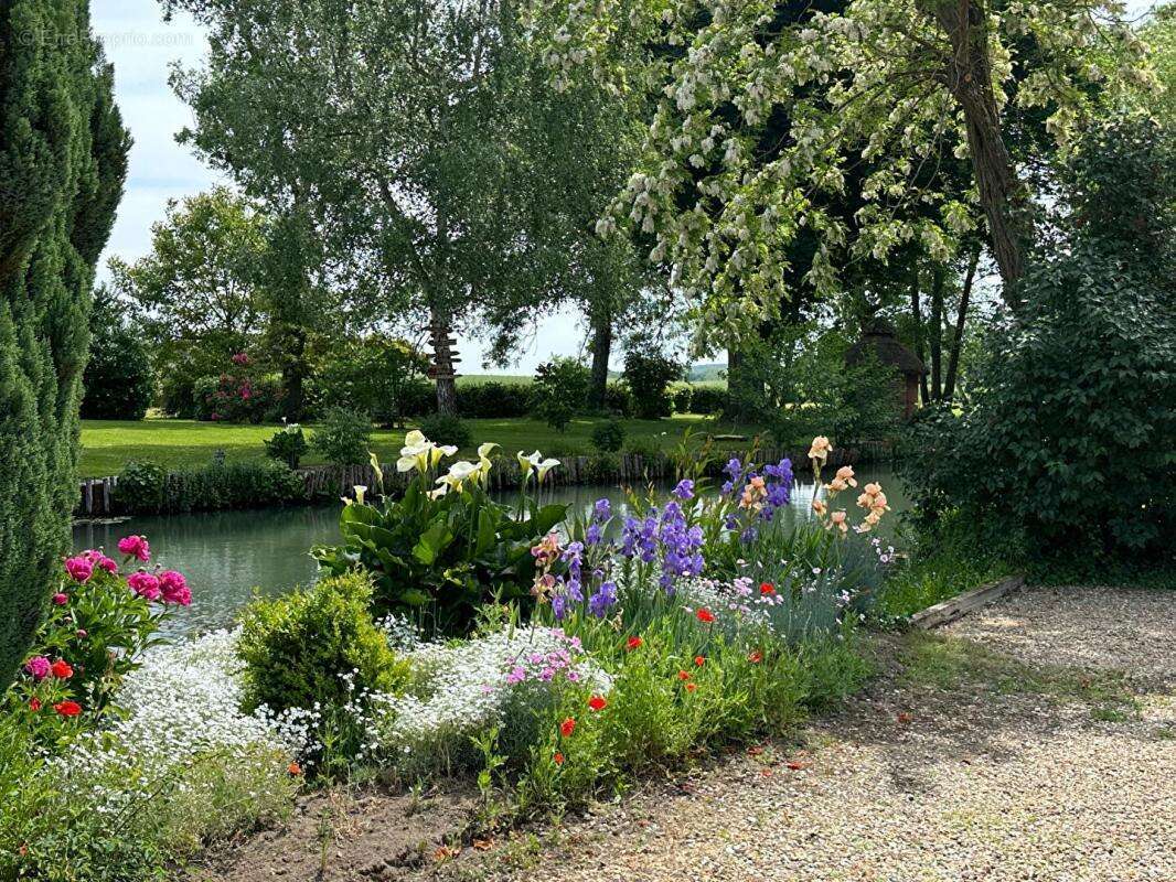 Maison à SAINT-GERMAIN-DES-PRES