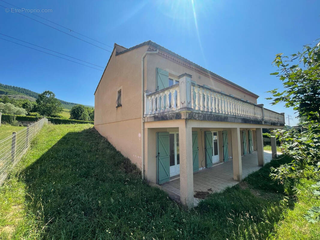 Maison à SAUVETERRE