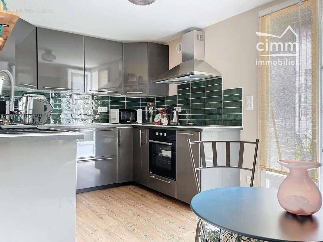 Maison 78 m² à Jonquieres  - photo 8
