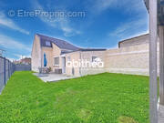 Maison à MAISNIL-LES-RUITZ