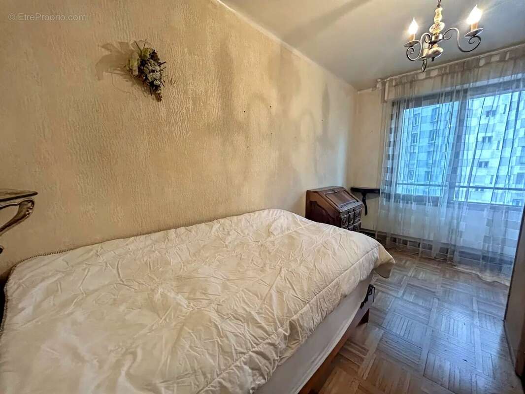 Appartement à MARSEILLE-6E