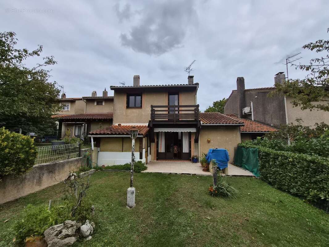 Maison à VILLEFRANCHE-DE-LAURAGAIS