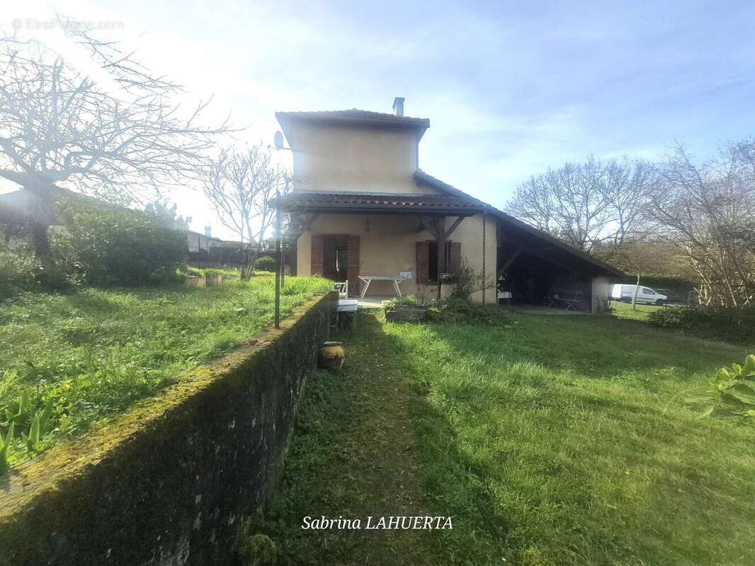 Maison à EAUZE
