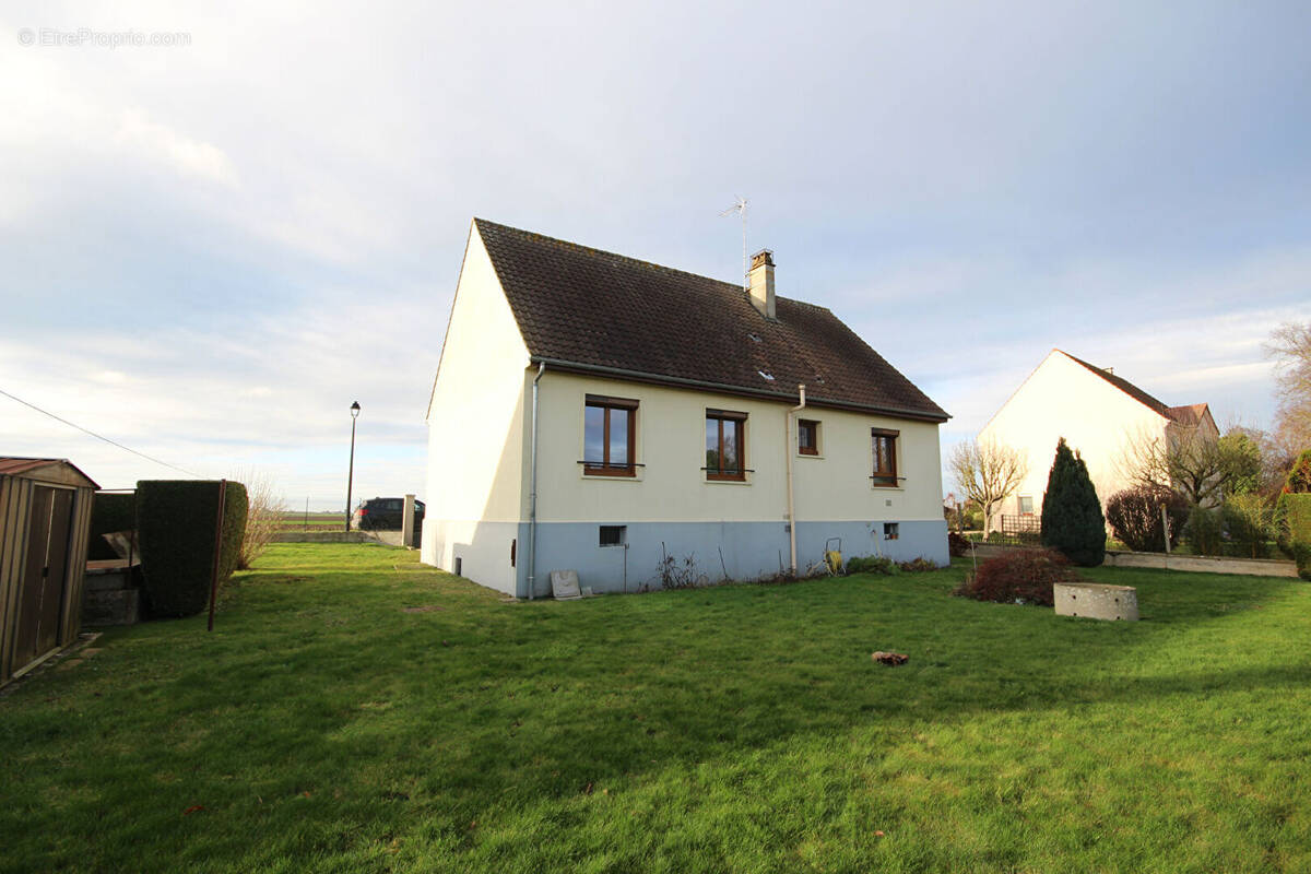 Maison à SENLIS