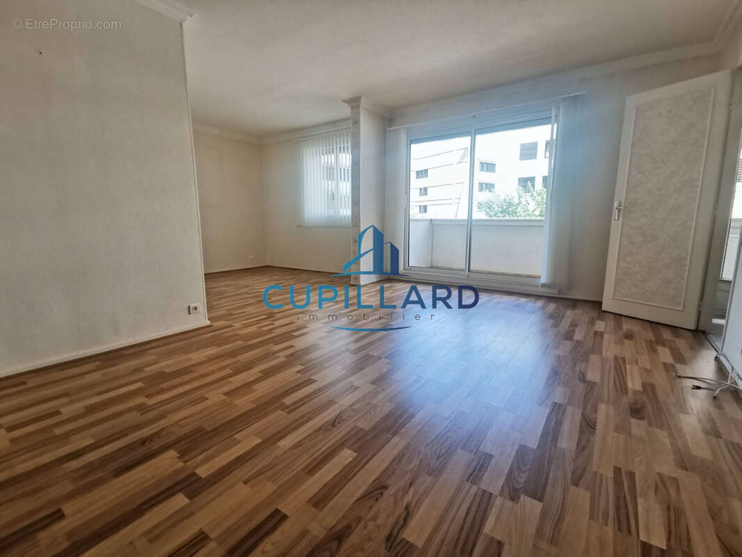 Appartement à ROANNE