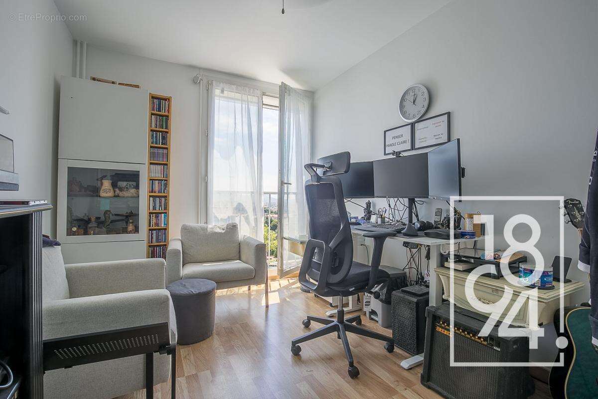 Appartement à MARSEILLE-14E