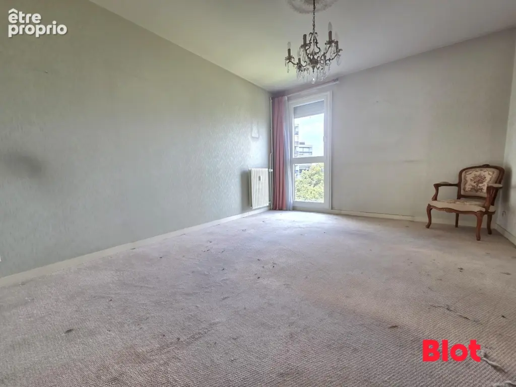 Appartement 5 pièces 81 m² à vendre à Rennes (35200) - photo 4