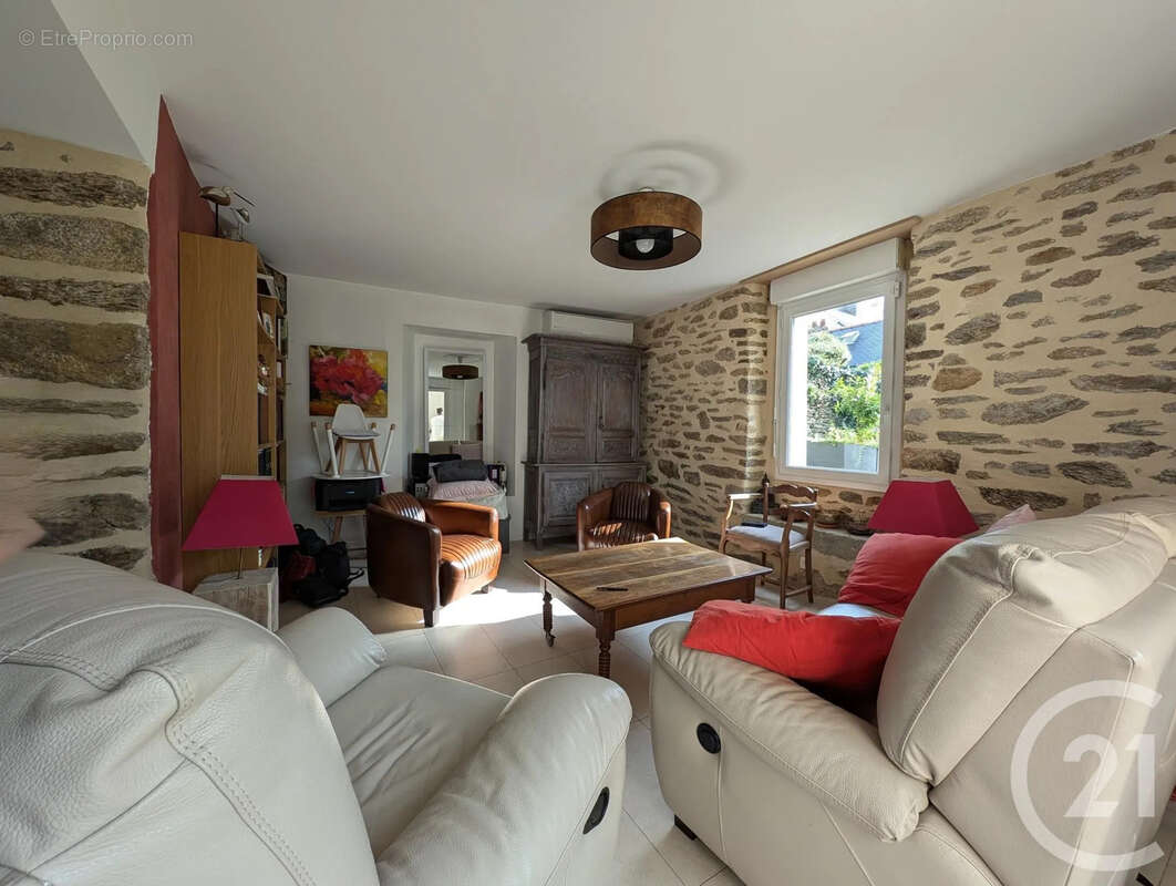 Maison à AMBON