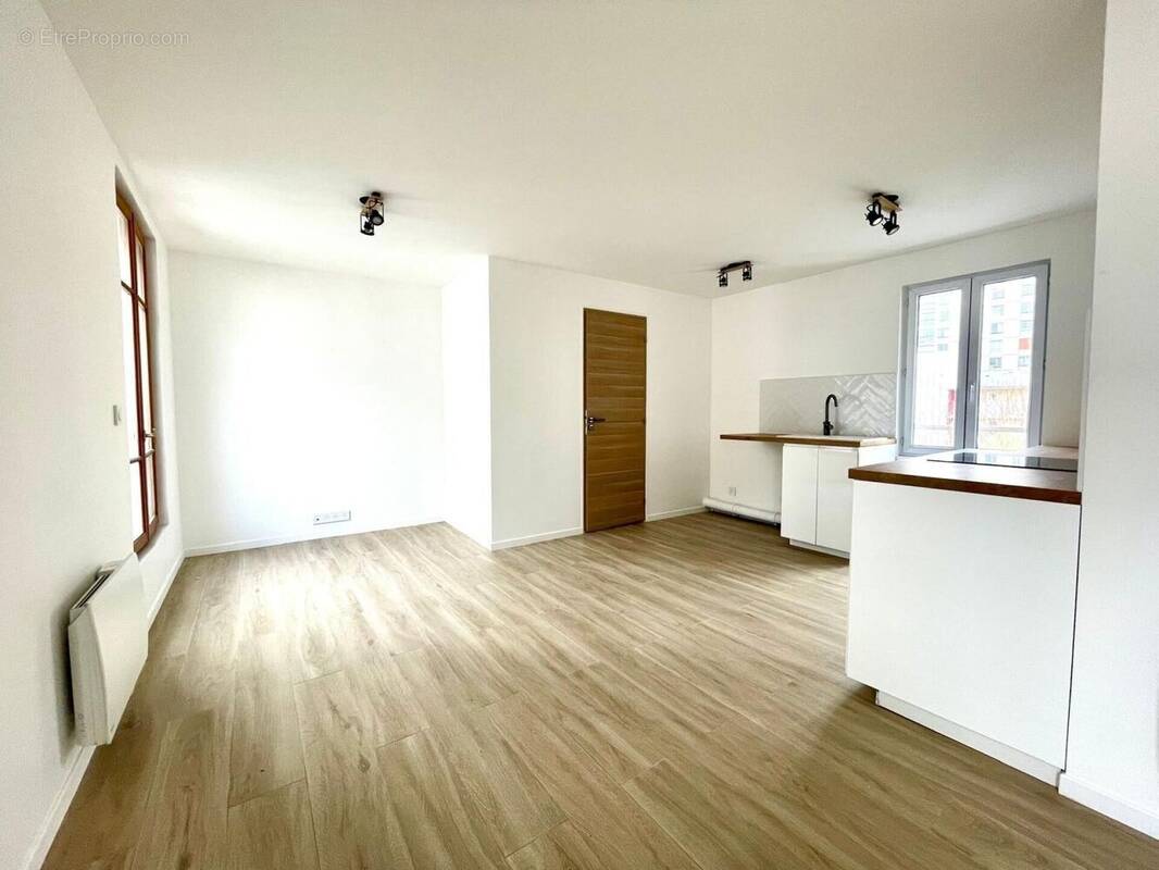 Photo 1 - Appartement à PARIS-20E