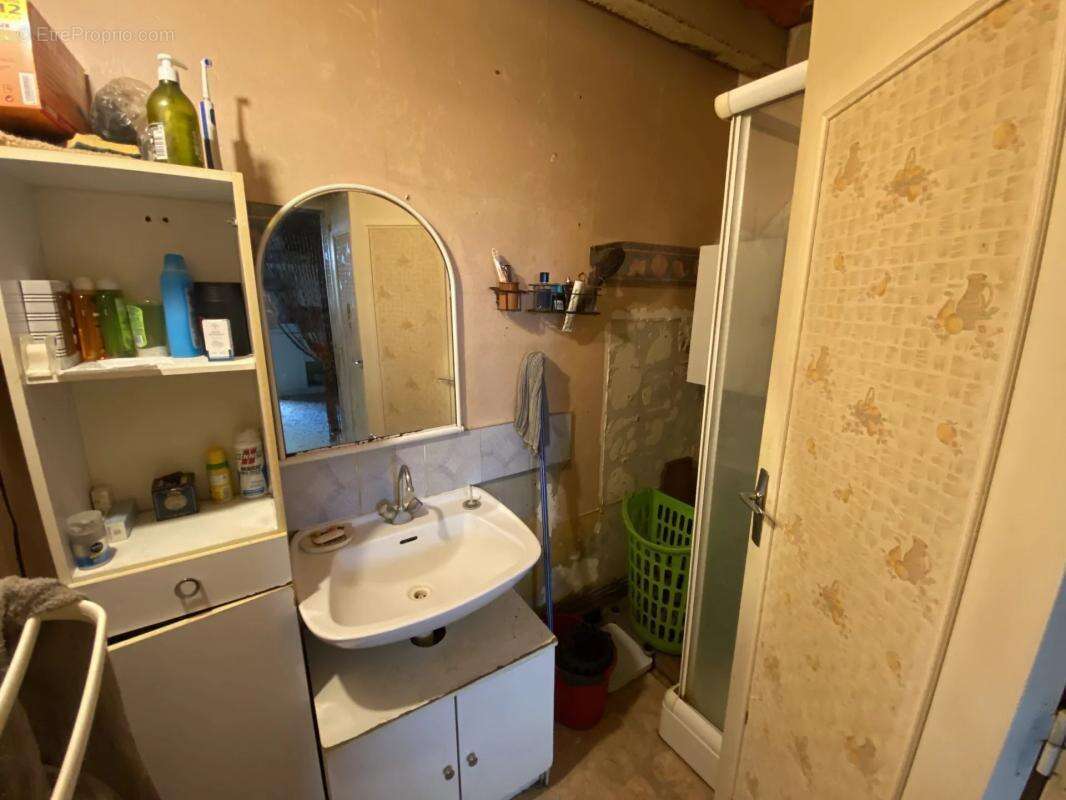 Maison à LA VILLENEUVE