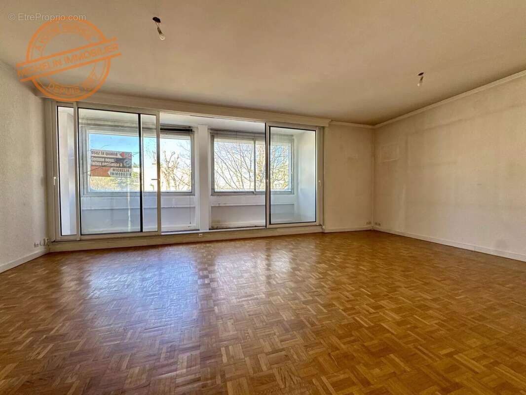Appartement à LYON-9E