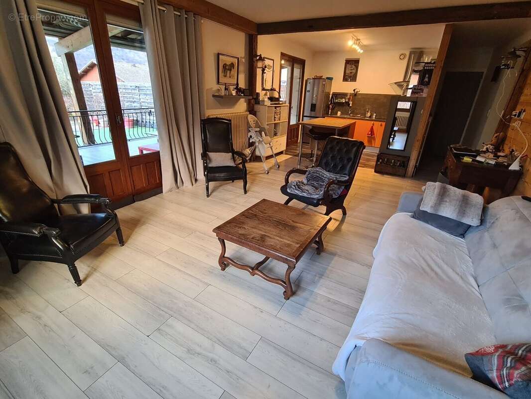 Appartement à LA BATHIE