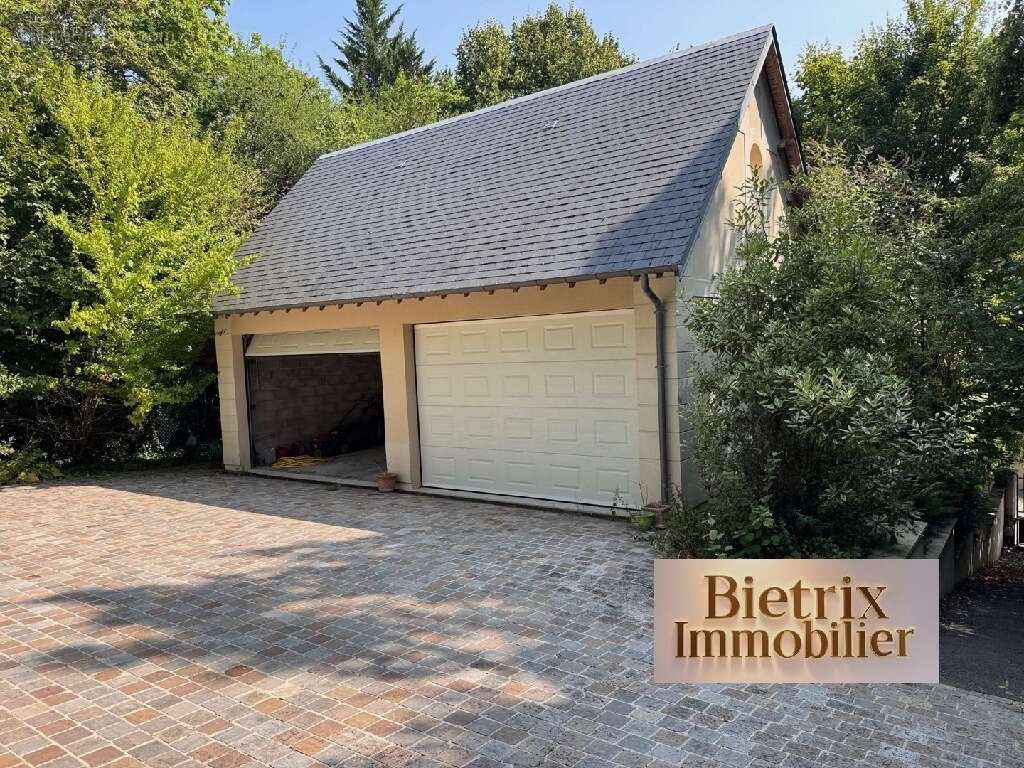 Maison à L&#039;ISLE-ADAM