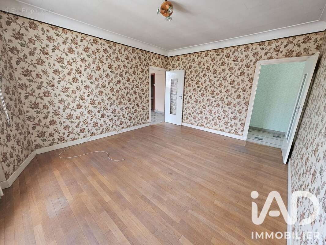 Appartement 310 m² à Servant  - photo 6
